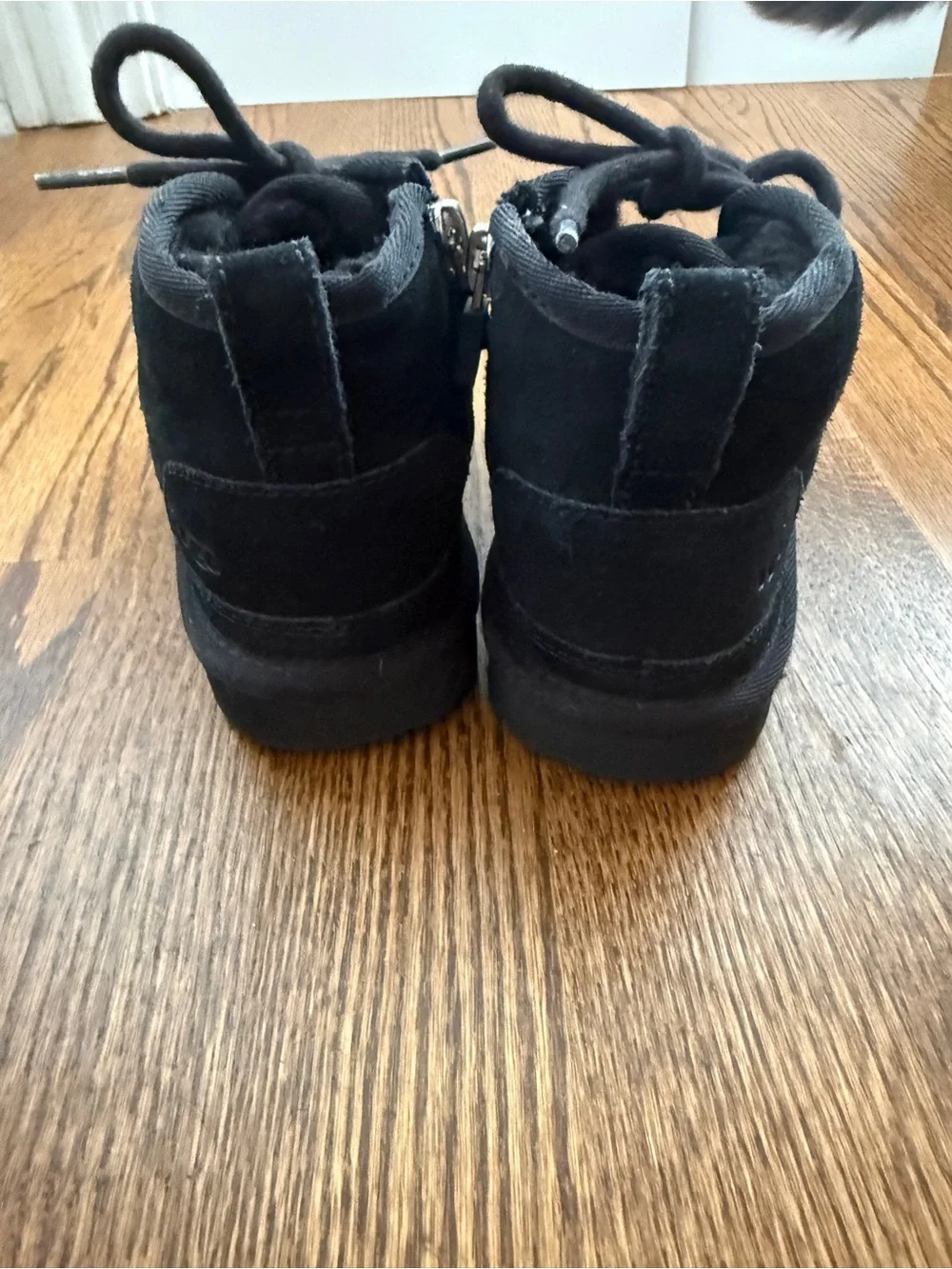UGG Neumel II Kids Black Lace-Up Cozy Winter Boots
